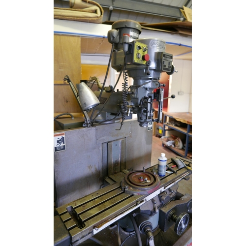 1 - A Bridgeport EZ Trak DX 3-axis CNC milling machine. 416V 3-phase 50Hz. Item has been in use until re... 