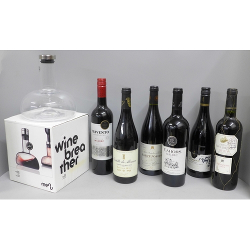 817 - A wine breather and six bottles of wine including three Malbec, Rioja, etc. **PLEASE NOTE THIS LOT I... 