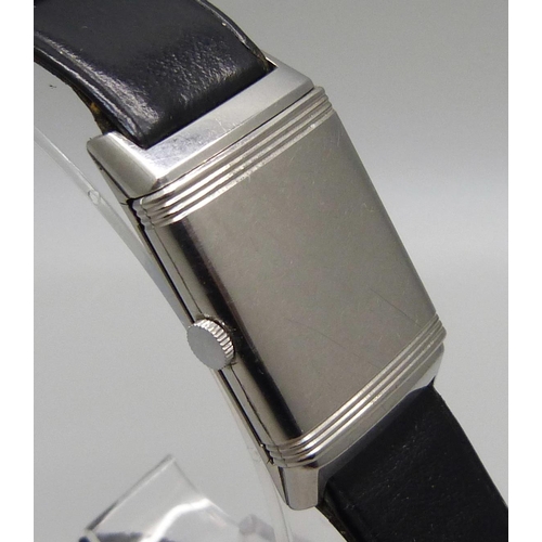 1001 - A Jaeger-LeCoultre Reverso wristwatch, 22mm case