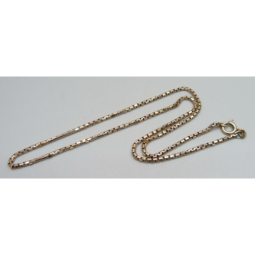 1016 - A 9ct gold box chain, 7.6g, 41.5cm