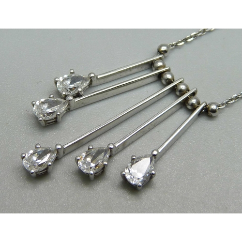 1056 - A 9ct white gold necklace set with white stones, 5.4g, approximately 40.5cm chain