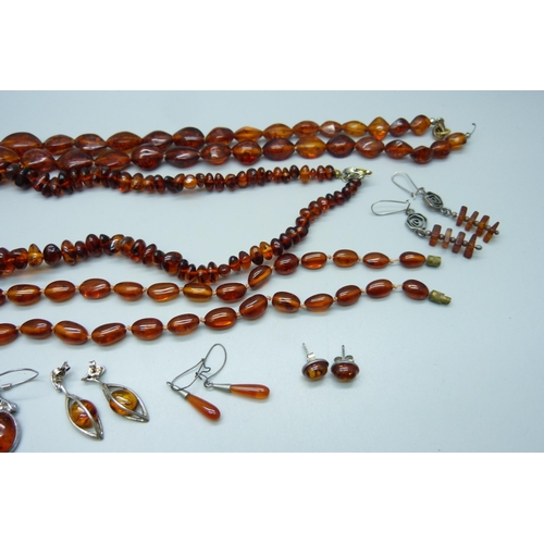 1076 - Amber and amber style jewellery including three bead necklaces, one clasp a/f, 68g, two pendants, si... 