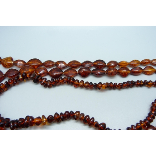 1076 - Amber and amber style jewellery including three bead necklaces, one clasp a/f, 68g, two pendants, si... 