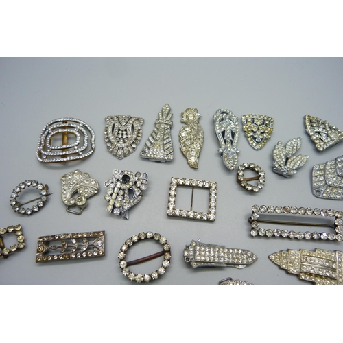 1077 - A collection of paste set clips and buckles etc.