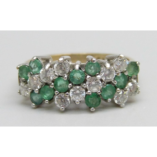 1113 - A 9ct gold, emerald and white stone ring, 2.5g, K