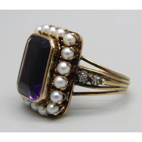 1122 - An antique French amethyst, pearl and diamond ring, control marks to outer shank, tests at 18ct gold... 