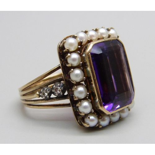 1122 - An antique French amethyst, pearl and diamond ring, control marks to outer shank, tests at 18ct gold... 