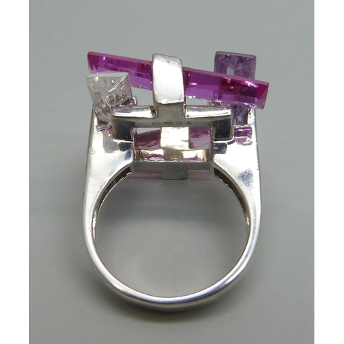 1135 - A silver stone set ring, P, 12.8g, approximately 2x2cm