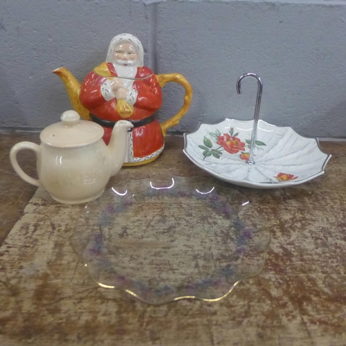 1163 - A Lucky Santa Claus teapot, regd. no. 835842, Sylvac teatime teapot, Midwinter cake stand and glass ... 