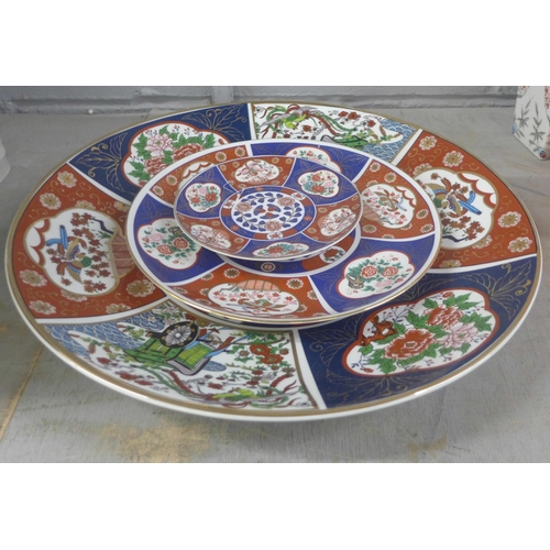 1174 - A Chinese charger, plate and dish **PLEASE NOTE THIS LOT IS NOT ELIGIBLE FOR POSTING AND PACKING**