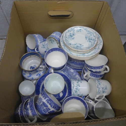 1182 - A collection of blue and white china including Booths, Washington Old Willow, Barratts Willow, etc. ... 