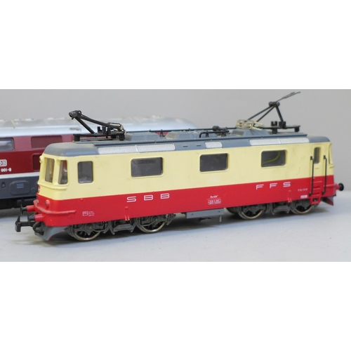 635 - Three OO gauge diesel model locomotives, Mainline, Jouef and Rivarossi