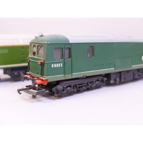 640 - Three Lima OO gauge model diesel locomotives