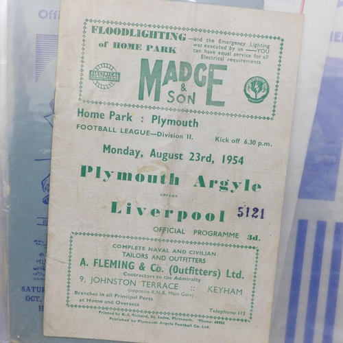 678 - Football memorabilia; a file of twenty-four programmes from the 1950s including 1959 FA Cup Final (L... 