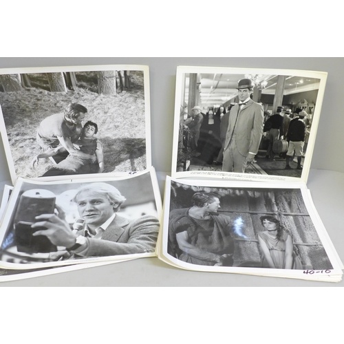 697 - Film stills, front of house stills including American Graffiti, Christopher Reeve, Kirk Douglas, Hob... 