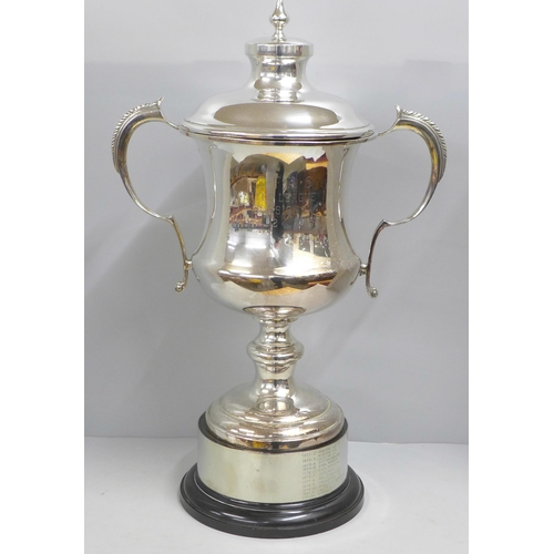 814 - A large silver plated trophy, with Nottingham Angling inscription