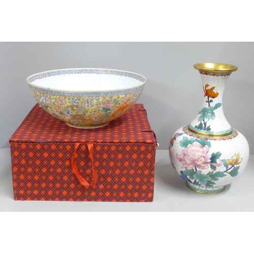 818 - A Chinese eggshell porcelain bowl, boxed and a cloisonne vase, vase 25cm **PLEASE NOTE THIS LOT IS N... 