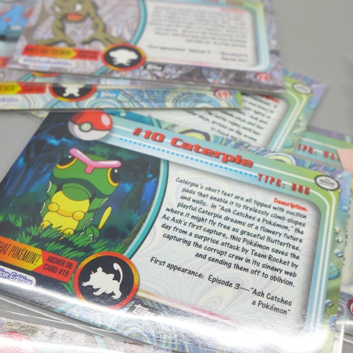 846 - 35 vintage Topps Pokemon cards