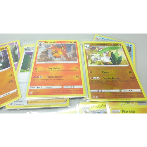 853 - 50 Holographic/reverse holographic Pokemon cards