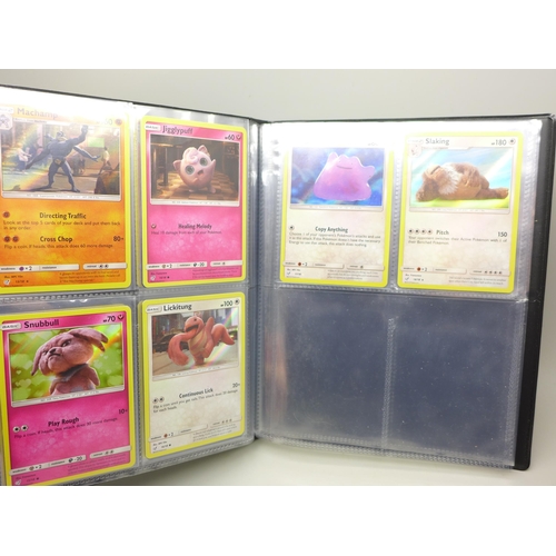 856 - A complete Detective Pikachu set 18/18 with folder