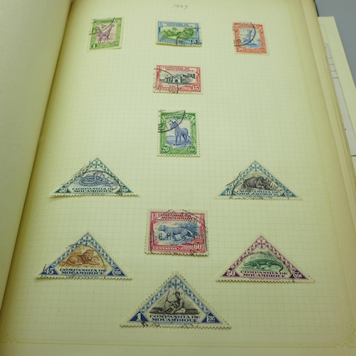 859 - An album of world postage stamps, sorted in alphabetical order, Abbysinia to Venezuela, including so... 