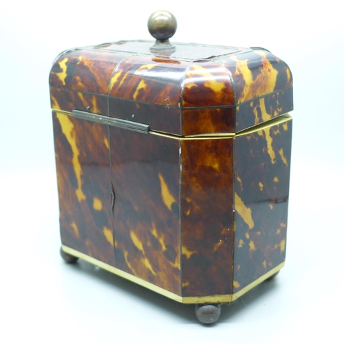 870 - A George III tortoiseshell tea caddy. With non-transferable Standard Ivory Exemption Declaration, no... 