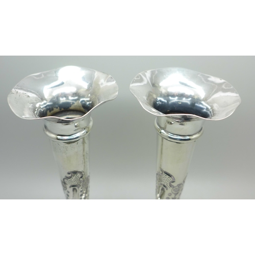 883 - A pair of silver vases, Birmingham 1905, 18cm