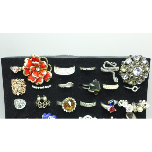 932 - 36 dress rings