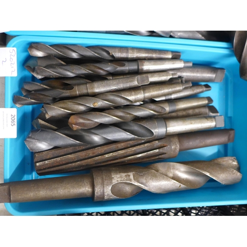 2065 - Approximately 12 morse taper lathe bits