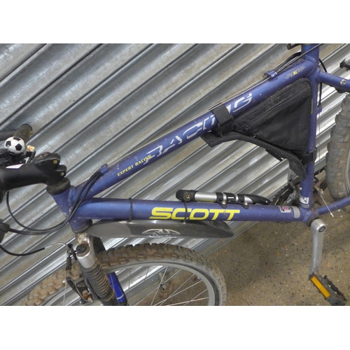 2194 - A Scott Racing front suspension aluminium frame men's MTB