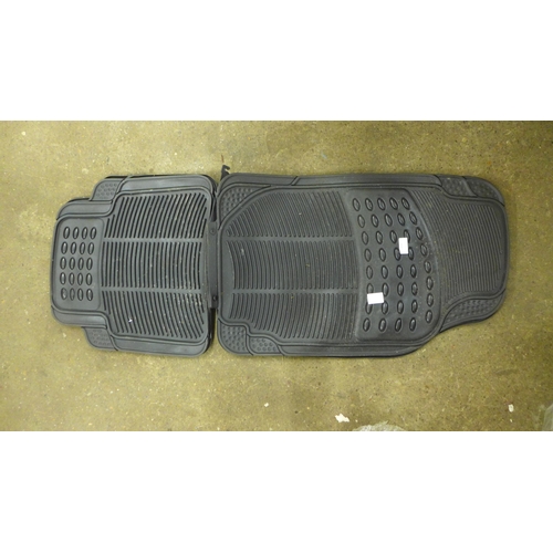 2352 - A Roadster 4 piece car mat set * this lot is subject to VAT