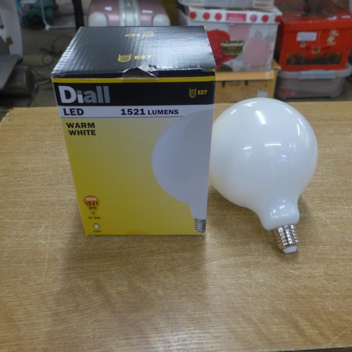 2373 - 5 boxes of Dial LED light bulbs, approx. 12 per box