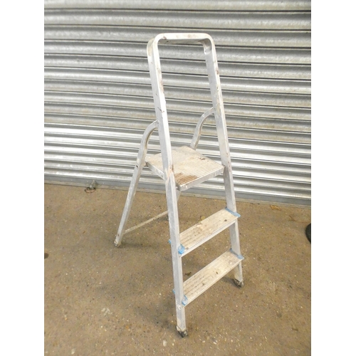 2213 - A five-rung aluminium stepladder and a three-rung aluminium step ladder