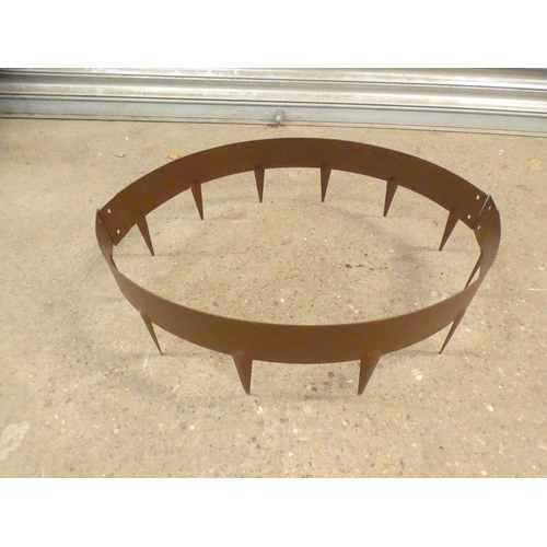 2224 - An Ever Edge AG21 75mm x 600mm brown diameter ring edge set