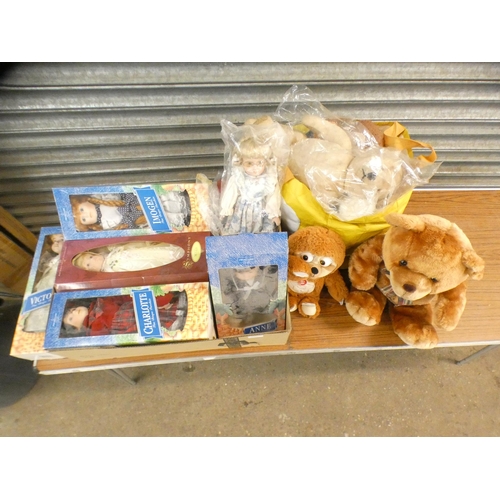 2315 - A box of dolls and soft toys, boxed & bagged