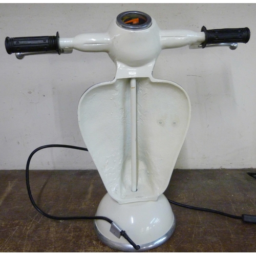 311 - A Vespa table lamp