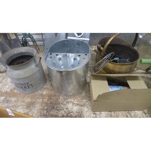 2225 - Three items of assorted metal ware - galvanised mop bucket, flower pot,  coal bucket and potting kit