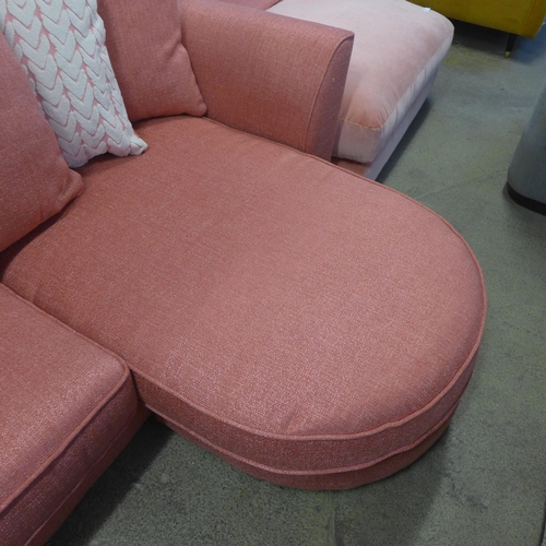 1526 - A bubblegum textured weave scatter back LHF/RHF corner sofa/chaise