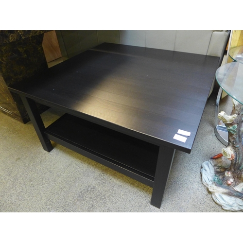 1582 - A dark pine square coffee table