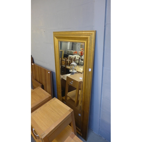 1624 - A large gold framed mirror