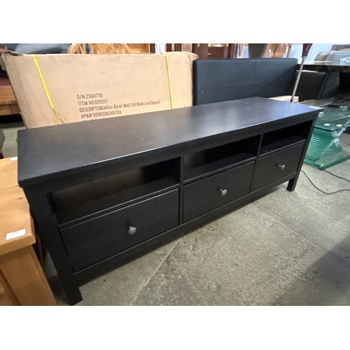 1583 - A dark pine TV unit