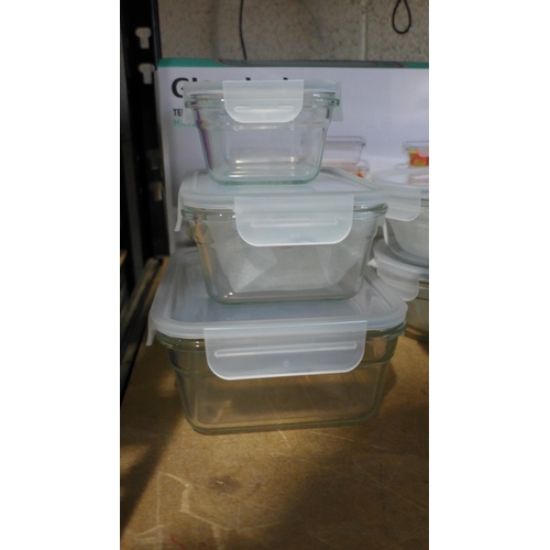 3004 - Glasslock Food Storage Containers  (310-92) * This lot is subject to VAT