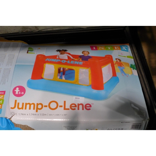 3010 - Intex Dinoland Playcentre and Playhouse Jump-O-Lene (310-75,78) * This lot is subject to VAT