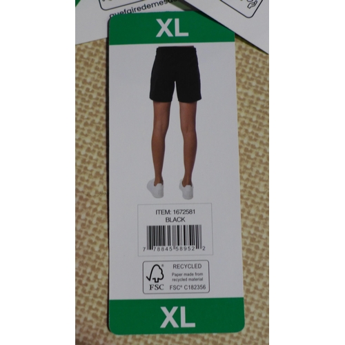 3062 - Five pairs of women's black Tuff Athletics shorts - size XL * this lot is subject to VAT