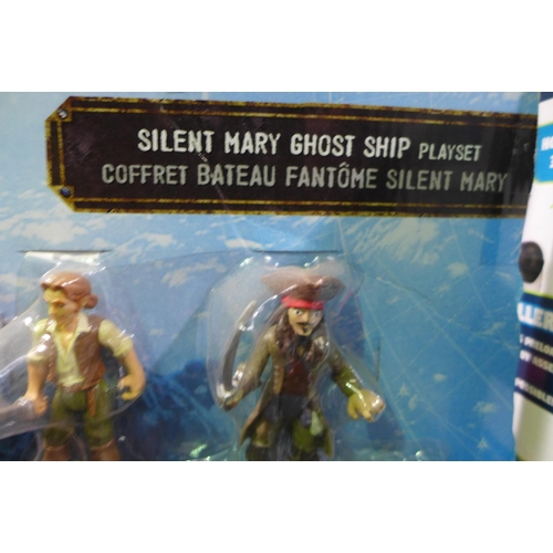 3121 - Pirates of The Caribbean - Silent Mary Ghost Ship playset (ages 4 years +)