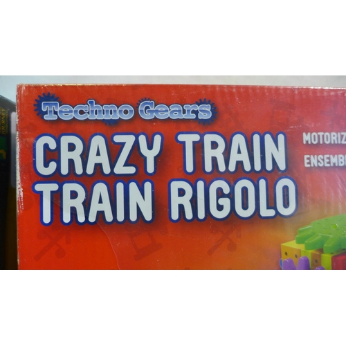 3125 - Techno Gears - Crazy Train and Dizzy Droid Motorised Construction Sets - 80+ pieces in each