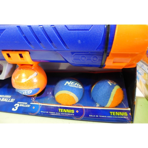 3129 - Nerf Dog tennis ball launcher