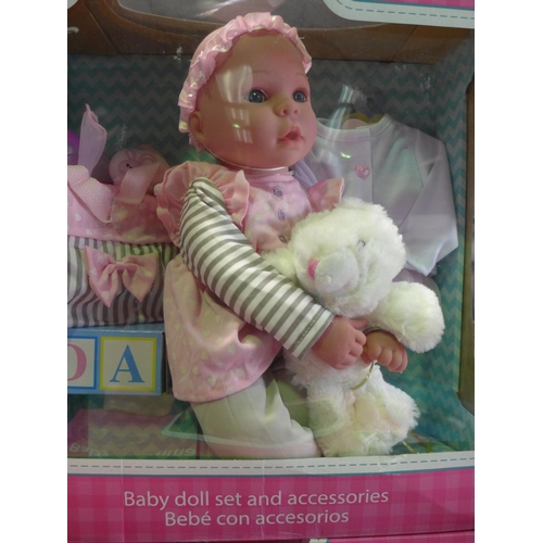 3135 - Baby Emma doll set and accessories (ages 3+)