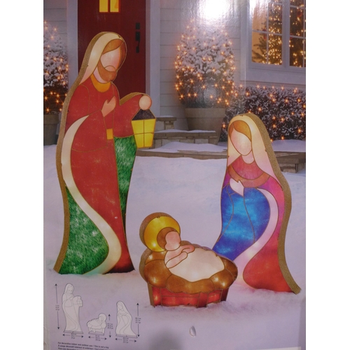 3156 - Fabric mesh Nativity with 240 LED lights