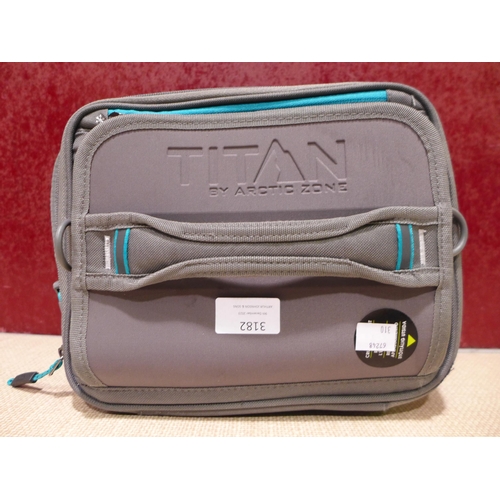 3182 - Titan Expandable Lunchbox (310-45) * This lot is subject to VAT